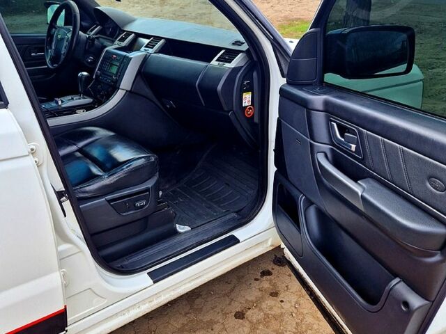 Белый Ленд Ровер Рендж Ровер Спорт, объемом двигателя 3.6 л и пробегом 327 тыс. км за 7400 $, фото 9 на Automoto.ua