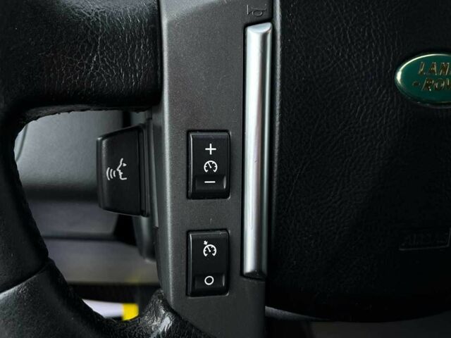 Белый Ленд Ровер Рендж Ровер Спорт, объемом двигателя 0 л и пробегом 260 тыс. км за 8900 $, фото 12 на Automoto.ua