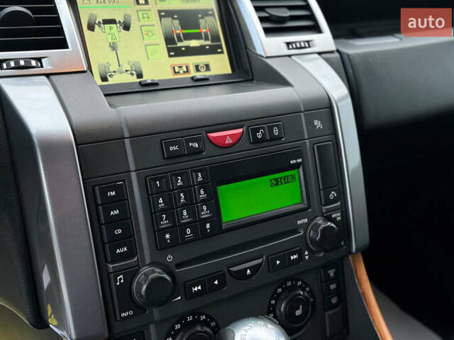 Белый Ленд Ровер Рендж Ровер Спорт, объемом двигателя 2.72 л и пробегом 260 тыс. км за 8900 $, фото 16 на Automoto.ua