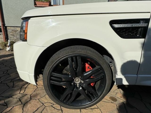 Білий Ленд Ровер Range Rover Sport, об'ємом двигуна 3.6 л та пробігом 150 тис. км за 15026 $, фото 18 на Automoto.ua