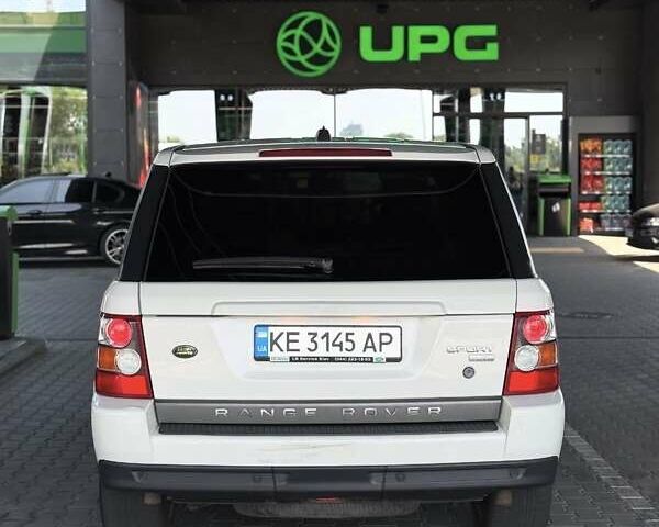 Белый Ленд Ровер Рендж Ровер Спорт, объемом двигателя 3.6 л и пробегом 270 тыс. км за 10500 $, фото 5 на Automoto.ua
