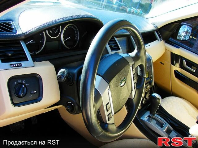 Білий Ленд Ровер Range Rover Sport, об'ємом двигуна 3.6 л та пробігом 323 тис. км за 12500 $, фото 8 на Automoto.ua