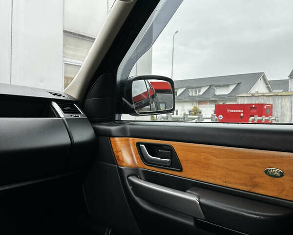 Белый Ленд Ровер Рендж Ровер Спорт, объемом двигателя 2.72 л и пробегом 264 тыс. км за 10000 $, фото 6 на Automoto.ua