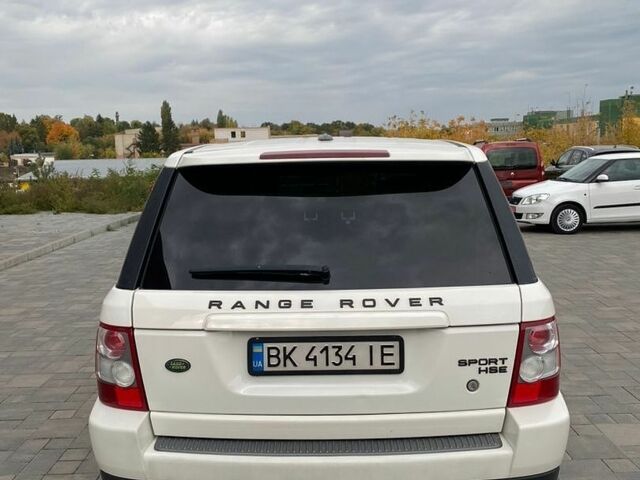Білий Ленд Ровер Range Rover Sport, об'ємом двигуна 2.7 л та пробігом 269 тис. км за 7800 $, фото 3 на Automoto.ua