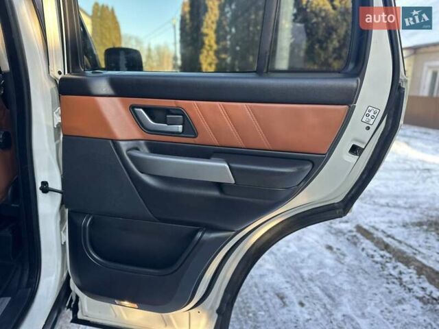 Белый Ленд Ровер Рендж Ровер Спорт, объемом двигателя 2.72 л и пробегом 280 тыс. км за 10800 $, фото 13 на Automoto.ua