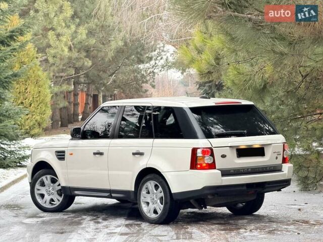 Белый Ленд Ровер Рендж Ровер Спорт, объемом двигателя 3.6 л и пробегом 139 тыс. км за 11350 $, фото 2 на Automoto.ua