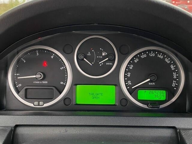 Білий Ленд Ровер Range Rover Sport, об'ємом двигуна 2.7 л та пробігом 269 тис. км за 7800 $, фото 34 на Automoto.ua
