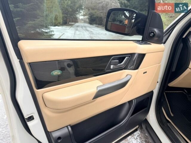 Белый Ленд Ровер Рендж Ровер Спорт, объемом двигателя 3.6 л и пробегом 139 тыс. км за 11350 $, фото 32 на Automoto.ua