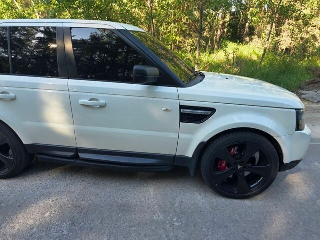 Білий Ленд Ровер Range Rover Sport, об'ємом двигуна 4.2 л та пробігом 206 тис. км за 9500 $, фото 2 на Automoto.ua