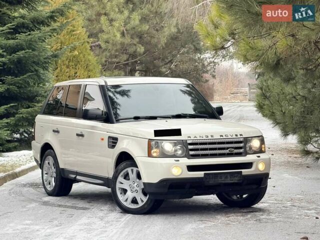 Белый Ленд Ровер Рендж Ровер Спорт, объемом двигателя 3.6 л и пробегом 139 тыс. км за 11350 $, фото 21 на Automoto.ua