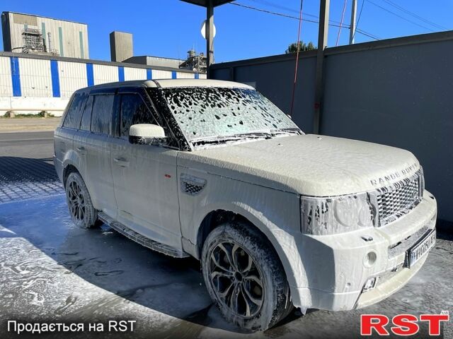 Белый Ленд Ровер Рендж Ровер Спорт, объемом двигателя 3.6 л и пробегом 288 тыс. км за 16700 $, фото 1 на Automoto.ua