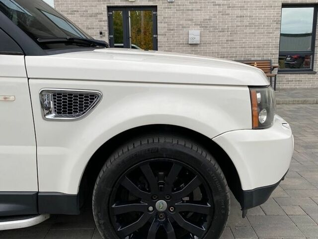 Білий Ленд Ровер Range Rover Sport, об'ємом двигуна 2.7 л та пробігом 269 тис. км за 7800 $, фото 9 на Automoto.ua