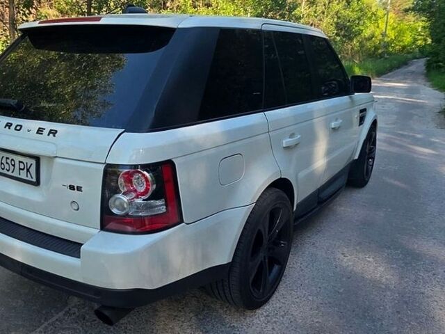 Білий Ленд Ровер Range Rover Sport, об'ємом двигуна 4.2 л та пробігом 206 тис. км за 9500 $, фото 3 на Automoto.ua