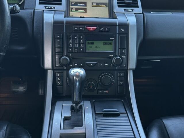 Белый Ленд Ровер Рендж Ровер Спорт, объемом двигателя 2.7 л и пробегом 206 тыс. км за 5500 $, фото 22 на Automoto.ua