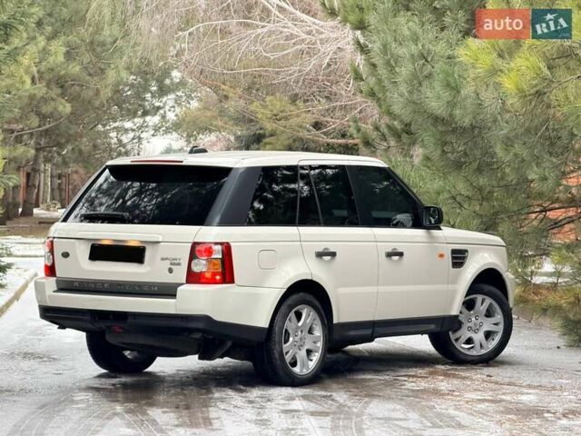 Белый Ленд Ровер Рендж Ровер Спорт, объемом двигателя 3.6 л и пробегом 139 тыс. км за 11350 $, фото 5 на Automoto.ua