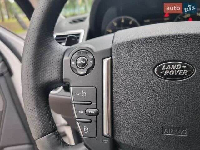 Білий Ленд Ровер Range Rover Sport, об'ємом двигуна 5 л та пробігом 204 тис. км за 16900 $, фото 49 на Automoto.ua