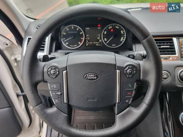 Білий Ленд Ровер Range Rover Sport, об'ємом двигуна 5 л та пробігом 204 тис. км за 16400 $, фото 47 на Automoto.ua