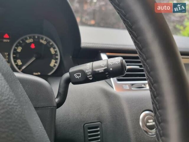 Білий Ленд Ровер Range Rover Sport, об'ємом двигуна 5 л та пробігом 204 тис. км за 16400 $, фото 52 на Automoto.ua