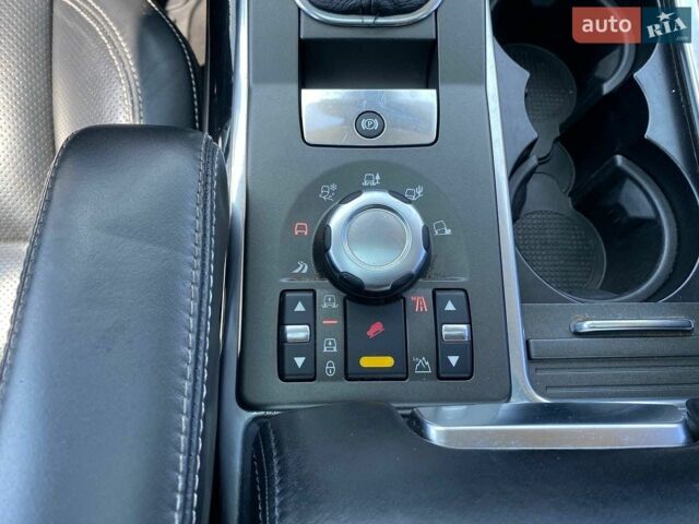 Білий Ленд Ровер Range Rover Sport, об'ємом двигуна 5 л та пробігом 119 тис. км за 14999 $, фото 26 на Automoto.ua