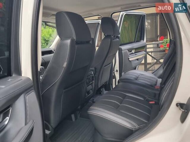 Білий Ленд Ровер Range Rover Sport, об'ємом двигуна 5 л та пробігом 204 тис. км за 16900 $, фото 65 на Automoto.ua