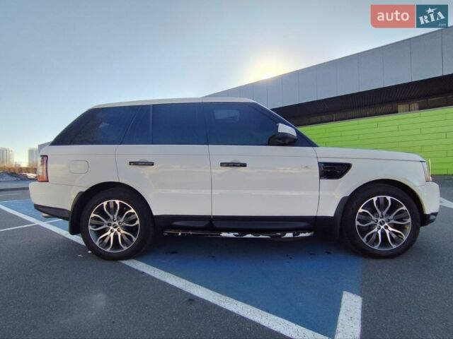 Білий Ленд Ровер Range Rover Sport, об'ємом двигуна 5 л та пробігом 119 тис. км за 13499 $, фото 7 на Automoto.ua