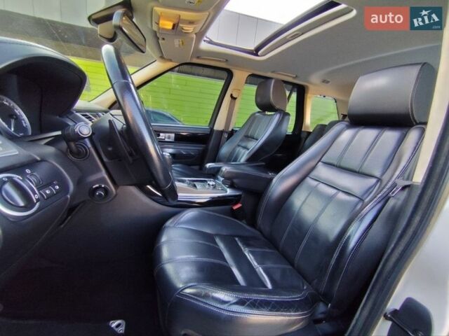 Белый Ленд Ровер Рендж Ровер Спорт, объемом двигателя 5 л и пробегом 119 тыс. км за 14999 $, фото 9 на Automoto.ua