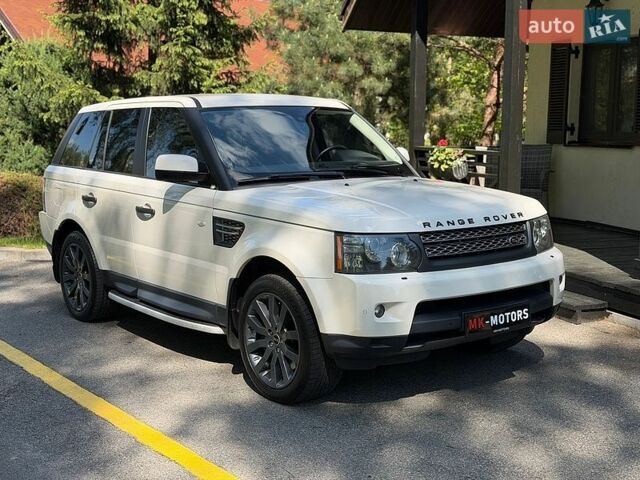 Белый Ленд Ровер Рендж Ровер Спорт, объемом двигателя 5 л и пробегом 204 тыс. км за 15700 $, фото 3 на Automoto.ua