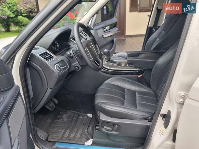 Білий Ленд Ровер Range Rover Sport, об'ємом двигуна 5 л та пробігом 204 тис. км за 16900 $, фото 40 на Automoto.ua