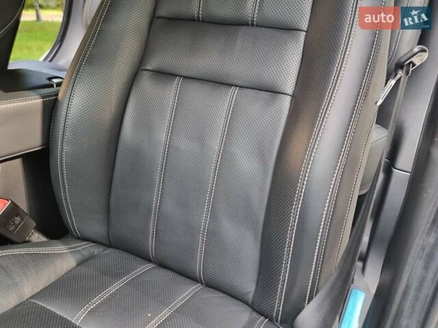 Білий Ленд Ровер Range Rover Sport, об'ємом двигуна 5 л та пробігом 204 тис. км за 16400 $, фото 44 на Automoto.ua
