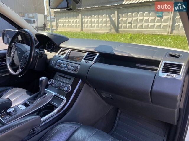 Білий Ленд Ровер Range Rover Sport, об'ємом двигуна 5 л та пробігом 119 тис. км за 14999 $, фото 14 на Automoto.ua