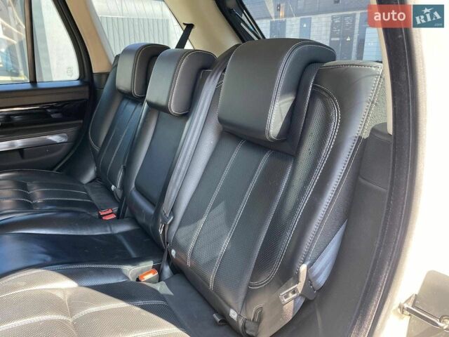 Білий Ленд Ровер Range Rover Sport, об'ємом двигуна 5 л та пробігом 119 тис. км за 14999 $, фото 17 на Automoto.ua