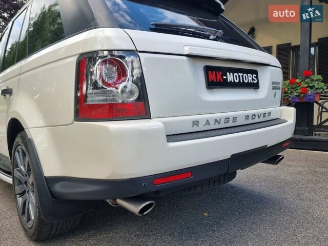 Білий Ленд Ровер Range Rover Sport, об'ємом двигуна 5 л та пробігом 204 тис. км за 16900 $, фото 20 на Automoto.ua