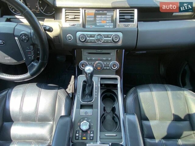 Білий Ленд Ровер Range Rover Sport, об'ємом двигуна 5 л та пробігом 119 тис. км за 14999 $, фото 27 на Automoto.ua