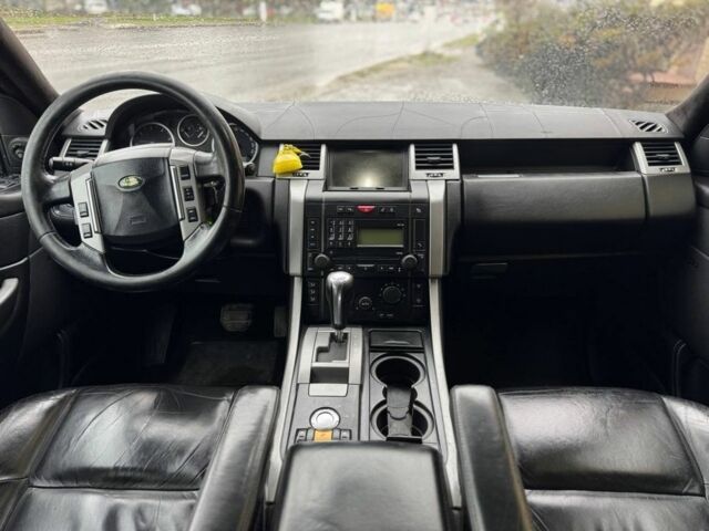 Білий Ленд Ровер Range Rover Sport, об'ємом двигуна 2.7 л та пробігом 231 тис. км за 5600 $, фото 7 на Automoto.ua