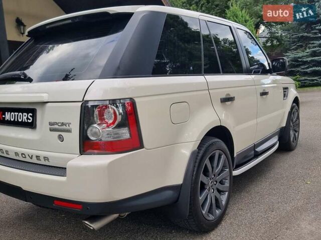 Білий Ленд Ровер Range Rover Sport, об'ємом двигуна 5 л та пробігом 204 тис. км за 16900 $, фото 30 на Automoto.ua