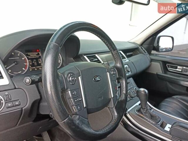 Білий Ленд Ровер Range Rover Sport, об'ємом двигуна 5 л та пробігом 120 тис. км за 12500 $, фото 10 на Automoto.ua