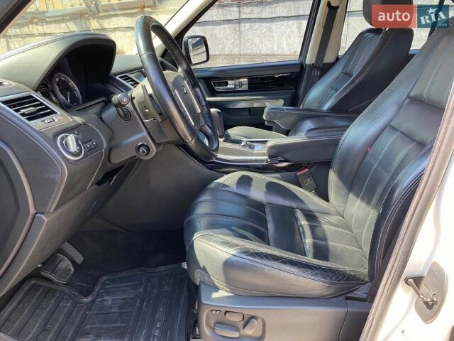 Білий Ленд Ровер Range Rover Sport, об'ємом двигуна 5 л та пробігом 119 тис. км за 14999 $, фото 8 на Automoto.ua