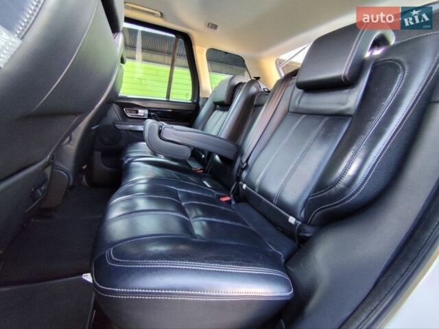 Белый Ленд Ровер Рендж Ровер Спорт, объемом двигателя 5 л и пробегом 119 тыс. км за 14999 $, фото 16 на Automoto.ua