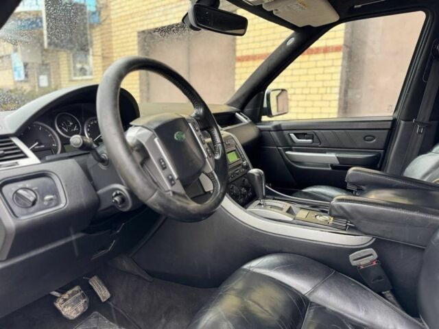 Білий Ленд Ровер Range Rover Sport, об'ємом двигуна 2.7 л та пробігом 231 тис. км за 5600 $, фото 6 на Automoto.ua
