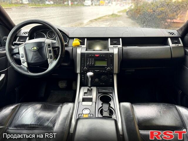 Білий Ленд Ровер Range Rover Sport, об'ємом двигуна 2.7 л та пробігом 231 тис. км за 5600 $, фото 7 на Automoto.ua