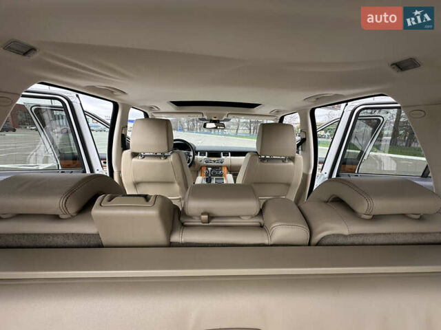 Білий Ленд Ровер Range Rover Sport, об'ємом двигуна 5 л та пробігом 120 тис. км за 15500 $, фото 34 на Automoto.ua