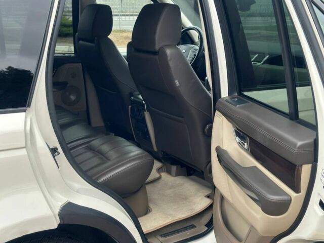 Білий Ленд Ровер Range Rover Sport, об'ємом двигуна 3.6 л та пробігом 202 тис. км за 15850 $, фото 23 на Automoto.ua