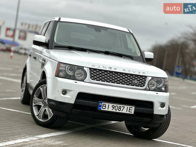 Білий Ленд Ровер Range Rover Sport, об'ємом двигуна 5 л та пробігом 120 тис. км за 13500 $, фото 6 на Automoto.ua