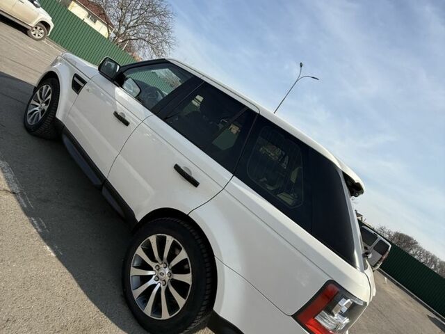 Білий Ленд Ровер Range Rover Sport, об'ємом двигуна 3 л та пробігом 312 тис. км за 13500 $, фото 16 на Automoto.ua