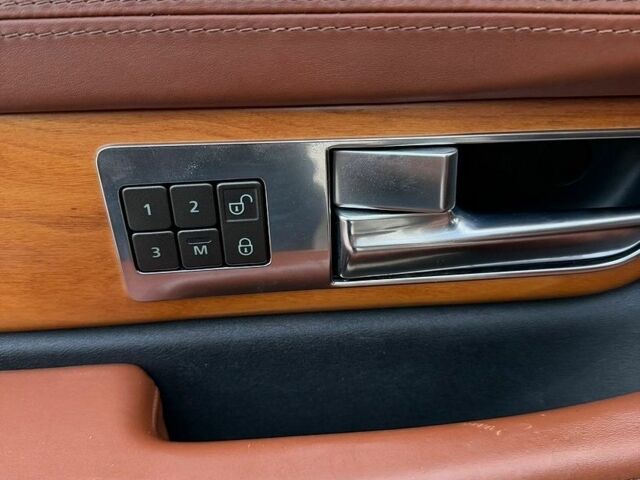 Білий Ленд Ровер Range Rover Sport, об'ємом двигуна 5 л та пробігом 180 тис. км за 10600 $, фото 33 на Automoto.ua