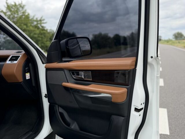 Білий Ленд Ровер Range Rover Sport, об'ємом двигуна 3 л та пробігом 178 тис. км за 11000 $, фото 21 на Automoto.ua