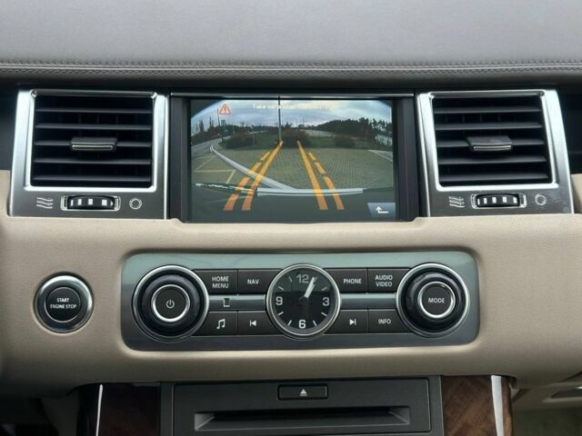 Білий Ленд Ровер Range Rover Sport, об'ємом двигуна 3.6 л та пробігом 202 тис. км за 15850 $, фото 19 на Automoto.ua