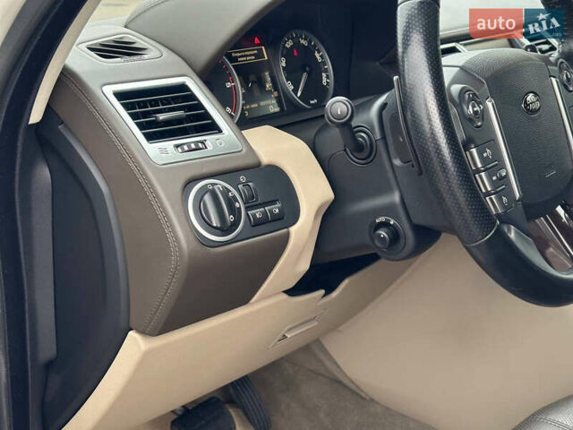 Білий Ленд Ровер Range Rover Sport, об'ємом двигуна 3.63 л та пробігом 202 тис. км за 15850 $, фото 29 на Automoto.ua