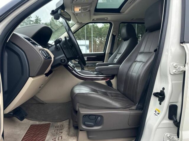Білий Ленд Ровер Range Rover Sport, об'ємом двигуна 3.6 л та пробігом 202 тис. км за 15850 $, фото 21 на Automoto.ua