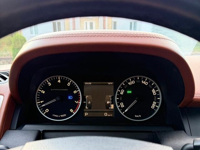 Білий Ленд Ровер Range Rover Sport, об'ємом двигуна 5 л та пробігом 180 тис. км за 10600 $, фото 34 на Automoto.ua